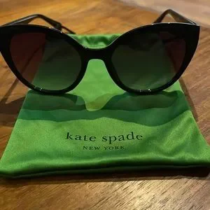 kate spade | Accessories | Brand New Kate Spade Samantha  display picture 2